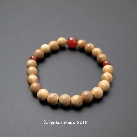 数珠ブレス 主玉白檀8mm 親・2天メノウ入の画像