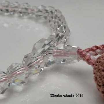 数珠 女性用 総水晶（カット）正絹頭付き房灰桜色画像