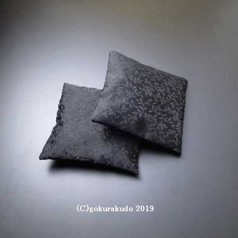 耐候性 額受け布団（14cm×14cm）2つ一組セットの画像