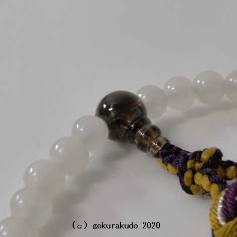 数珠 女性用 主玉ホワイトオニキス7mm玉 茶水晶仕立 花かがり正絹房画像