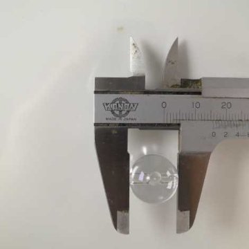 透明水晶の親玉（直径16mm） 1個当たりの画像