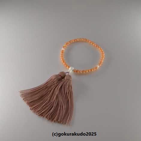 数珠　女性用　主玉は深海珊瑚Bカラー、親・２天・ぼさは白珊瑚、正絹頭付き房灰桜色-(H)の画像