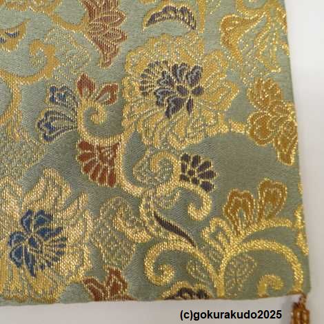 経机かけ（金襴の布）（幅　32cm～37cm）淡い緑系の地色に唐花-Hの画像