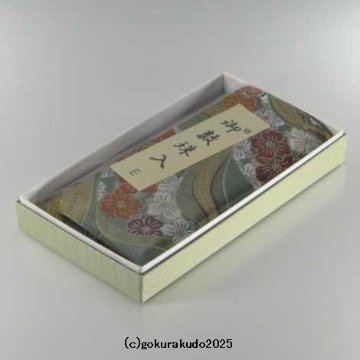 ２つ折り 数珠入れ(錦)緑地（E-1-H）の画像