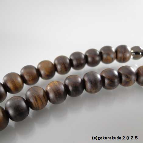 数珠 日蓮宗・法華宗 主玉(おもだま)栴檀、 (親・四天・つゆ)茶水晶、尺2 鉄紺色利休房の画像