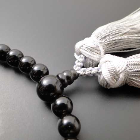 数珠 女性用 総ブラックオニキス 正絹花かがり房の画像