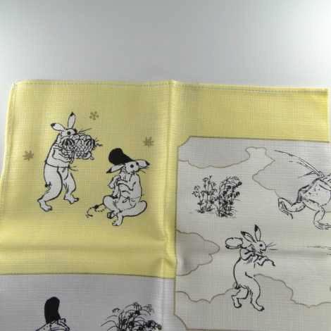 鳥獣人物戯画風呂敷〔50×50cm〕絵巻ブルーイエロー 綿100％（日本製）の画像