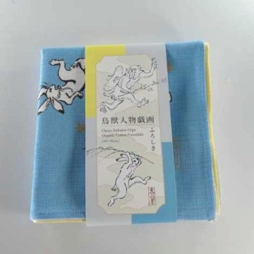 鳥獣人物戯画風呂敷〔50×50cm〕絵巻ブルーイエロー 綿100％（日本製）の画像