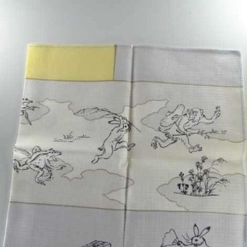鳥獣人物戯画風呂敷〔50×50cm〕絵巻ブルーイエロー 綿100％（日本製）の画像