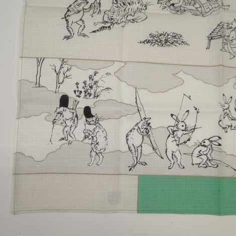 鳥獣人物戯画風呂敷〔50×50cm〕絵巻グリーンピンク 綿100％（日本製）の画像