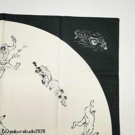 鳥獣人物戯画風呂敷〔68×68cm〕相撲 丸窓 モスグリーン 綿100％（日本製）の画像