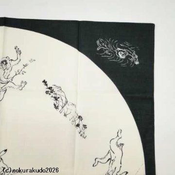 鳥獣人物戯画風呂敷〔68×68cm〕相撲 丸窓 モスグリーン 綿100％（日本製）の画像