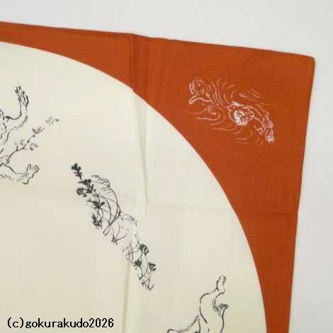 鳥獣人物戯画風呂敷〔68×68cm〕相撲 丸窓 アカ 綿100％（日本製）の画像
