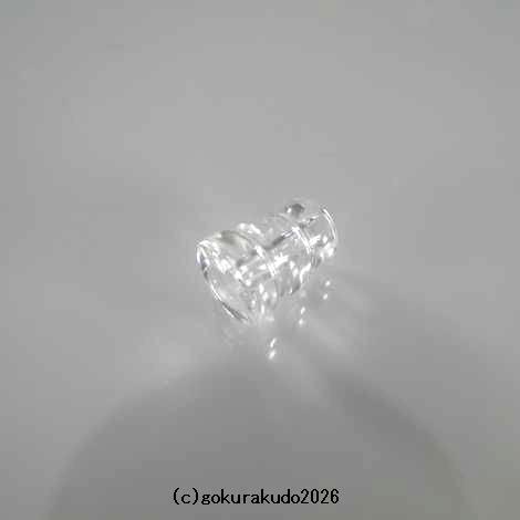 透明水晶の大型のボサ（親玉14mm～16mm用）のみ一個の画像