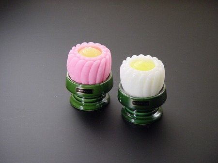 ローソク（蓮の花型の蝋燭）台付ブロンマの画像