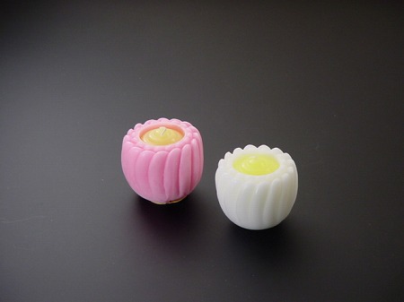 ローソク（蓮の花型の蝋燭）台無しブロンマ　ｓの画像