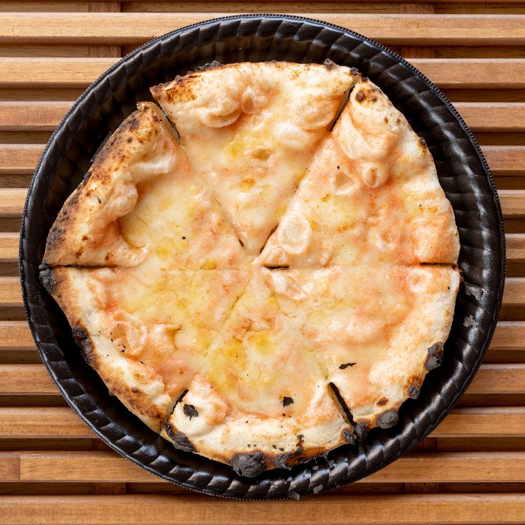 パン屋さんの長時間発酵ピザ　明太マヨチーズ画像