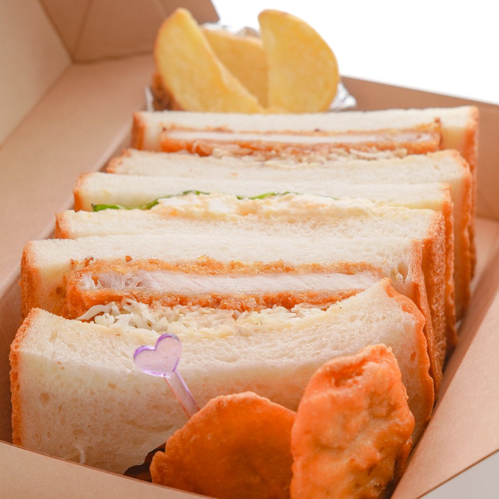 ダブルとんかつサンドBOXの画像