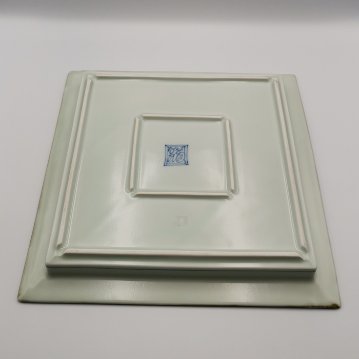 有田　福泉窯　雲梅丸紋　正角盛皿の画像