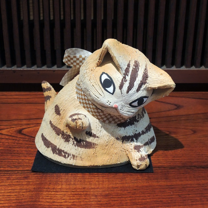 じゃれ猫(特大)　トラ　ヒロ陶房の画像
