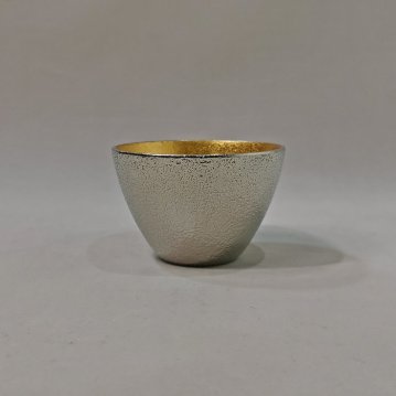 能作　ぐい呑-金箔　錫100％　90ccの画像
