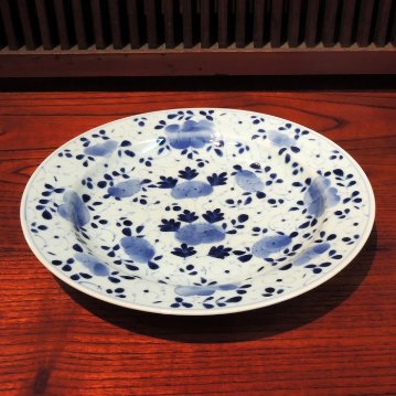 有田　山口洋一工房　小花散し8寸兜皿の画像