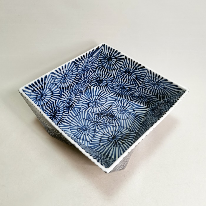 有田 そうた窯　蛸唐草 捻り角鉢の画像