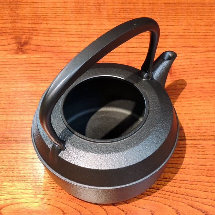 岩鋳　南部鐵器　鉄瓶　ケトルバウム　黒焼付　1.1ℓの画像