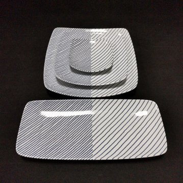 白山陶器　重ね縞　反角多用皿の画像