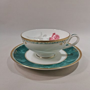 ナルミ 【カレス】復刻　ティー碗皿（１客）　ボーンチャイナの画像