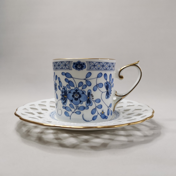 NARUMI　MILANO〈ミラノ〉 メッシュコーヒー碗皿(1客)　BONE CHINAの画像
