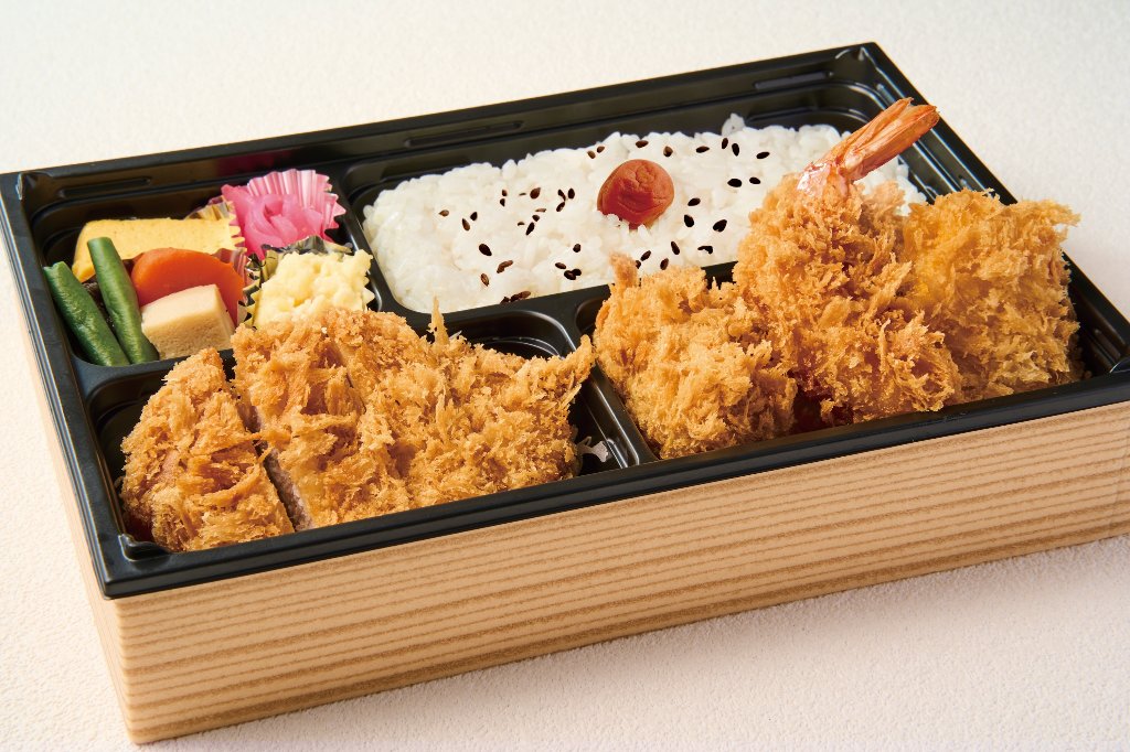 ロースミックスフライ弁当の画像