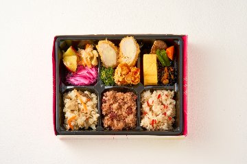 3種ごはんの幕の内弁当の画像