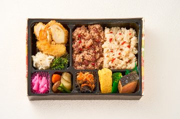 2種ごはんのひなた弁当　海老フライ入りの画像