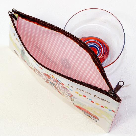 プティット・プぺ　ぺたんこポーチ（シロクマが行く）の画像