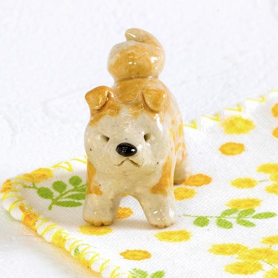 豆屋　箸置き（秋田犬　仔犬　立ち）の画像