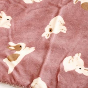 スワンネル3wayひざ掛け（ウサギ）ダークピンクの画像