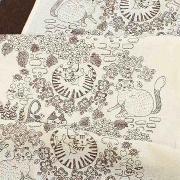 うすい　かるい　ながい　タオルてぬぐい（猫の庭）の画像