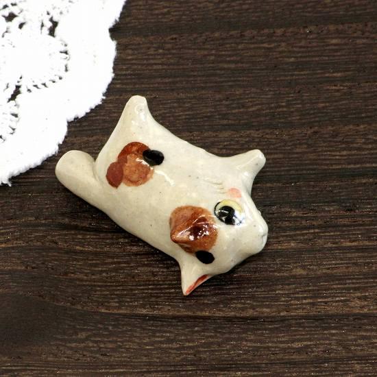 豆屋　箸置き（仔ねこ　ミケ　よこ）の画像