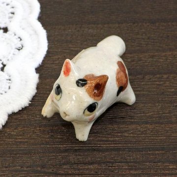 豆屋　箸置き（仔ねこ　ミケ　よこ）の画像