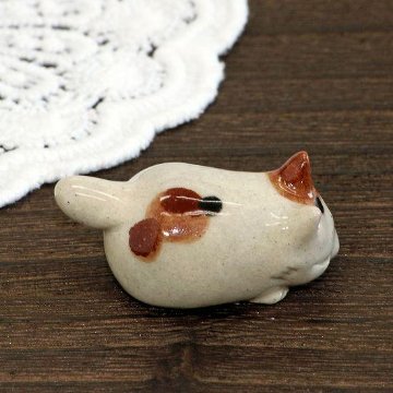 豆屋　箸置き（仔ねこ　ミケ　まるまり）の画像