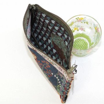 ナタリー・レテ　フラットポーチ（Owl）の画像