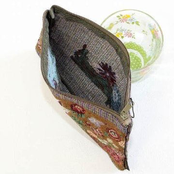 ナタリー・レテ　フラットポーチ（Lucky cat）の画像