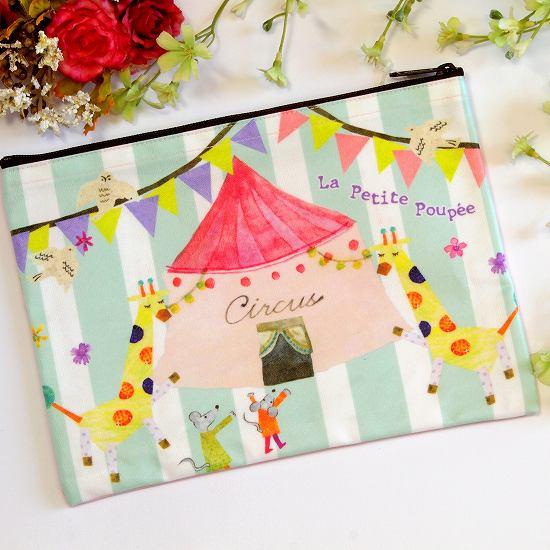 プティット・プぺ　ぺたんこポーチ（サーカスへ行く）の画像
