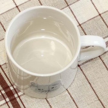 松尾ミユキ　マグ（Embossed cat face）IVの画像