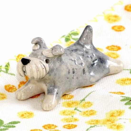 豆屋　箸置き（ミニチュアシュナウザー　ソルト＆ペッパー　ひらめ寝）の画像
