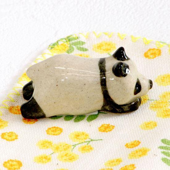 豆屋　箸置き（パンダ　うつぶせ　まっすぐ）の画像