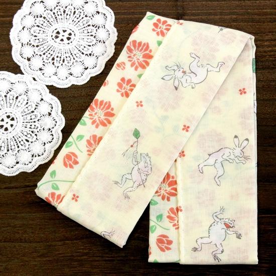 京都くろちく　両面ガーゼてぬぐい（戯画と蔓花）の画像