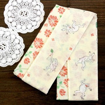 京都くろちく　両面ガーゼてぬぐい（戯画と蔓花）の画像