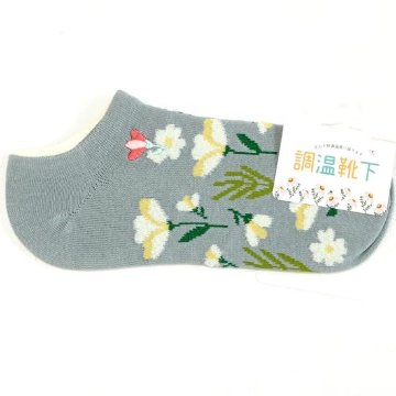 Plus Vanilla スニーカーソックス（モール北欧花柄 花刺繍）の画像
